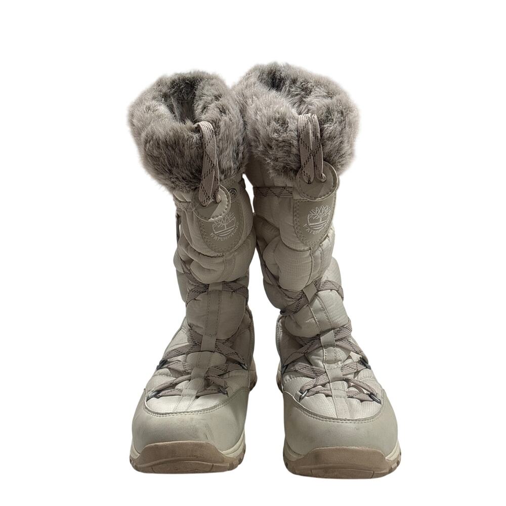 Women’s 9 Timberland Boots